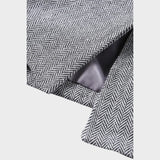 Karolina - Moćan i sofisticiran komplet