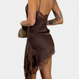 Katarina Mini Haljina s Naramenicama i Čipkom